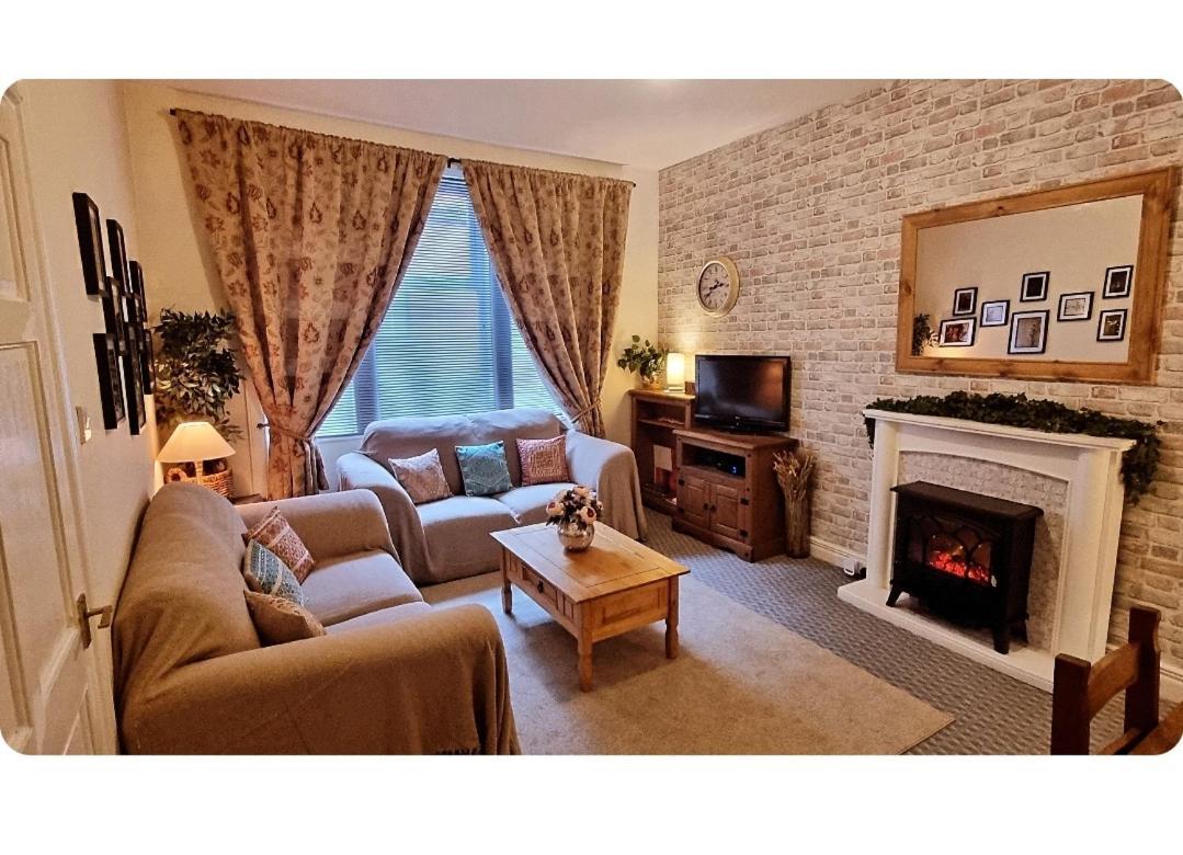 Entire, Main Door, Pet Friendly, Home Away From Home, East Ayrshire Newmilns Exterior foto